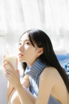 离婚和父亲过夫妻一起住好吗